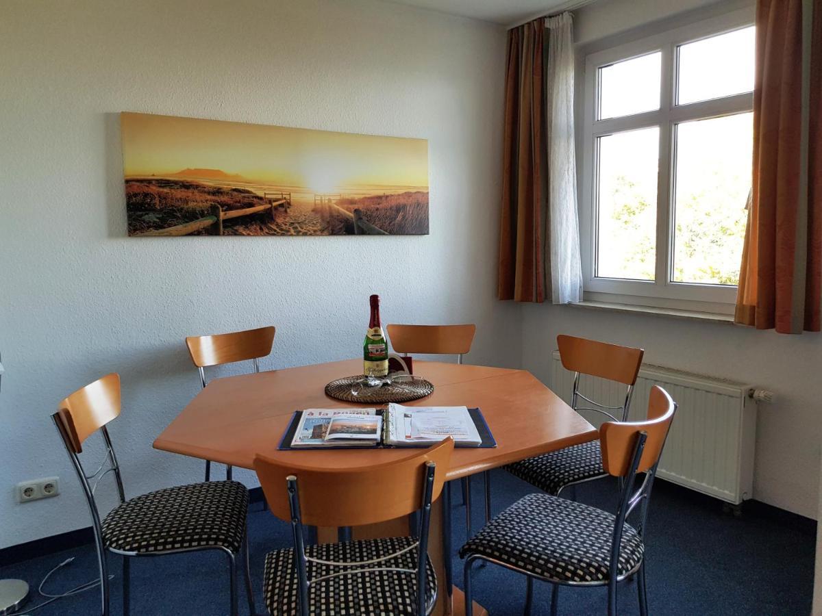 Residenz Seeblick 25 mit Balkon und Meerblick Sellin  Exterior foto