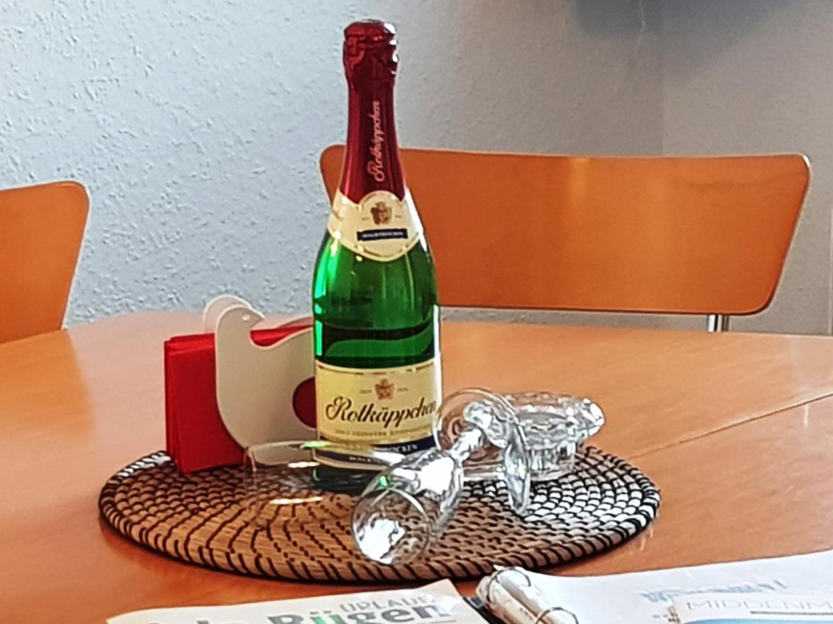 Residenz Seeblick 25 mit Balkon und Meerblick Sellin  Exterior foto