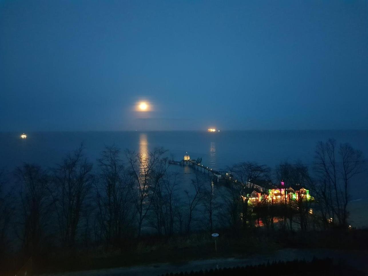 Residenz Seeblick 25 mit Balkon und Meerblick Sellin  Exterior foto